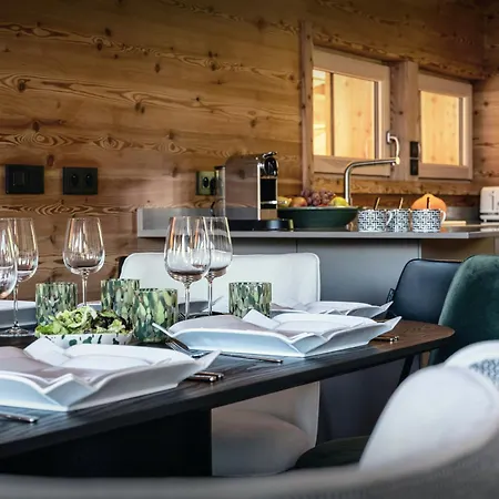 Ellambra - Ovo Network