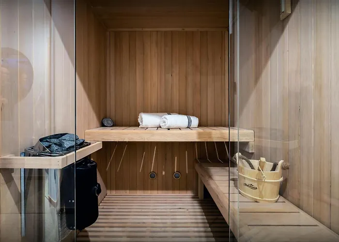 Chalet Ellambra - Ovo Network *